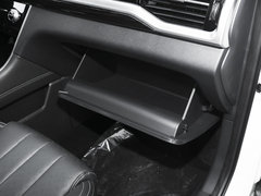 2018款 1.5T 自动领耀版