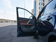 2018款 1.5T 自动领智版