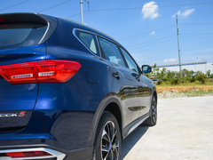 2018款 1.5T 手动领智版