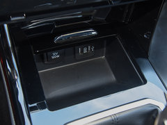 2018款 1.5T 手动领智版