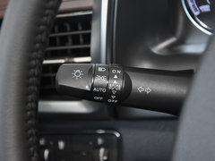 2018款 1.5T 手动领智版