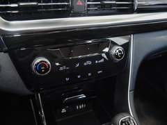 2018款 1.5T 手动领智版