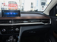 2018款 1.5T 手动领智版