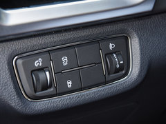 2018款 1.5T 手动领智版