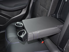 2018款 1.6T 两驱极限版