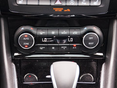 2018款 1.6T 两驱极限版