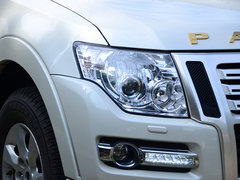 2019款 3.0L 自动尊贵版