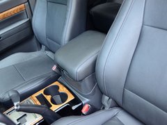 2019款 3.0L 自动尊贵版
