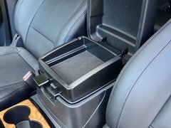 2019款 3.0L 自动尊贵版