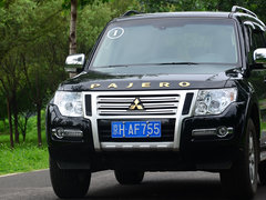 2019款 3.0L 自动尊贵版