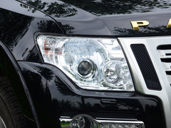 2019款 3.0L 自动尊贵版