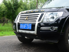 2019款 3.0L 自动尊贵版