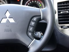 2019款 3.0L 自动尊贵版