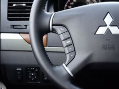 2019款 3.0L 自动尊贵版