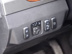 2019款 3.0L 自动尊贵版