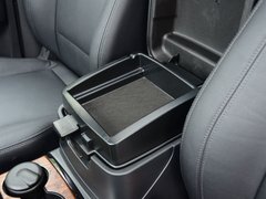 2019款 3.0L 自动尊贵版