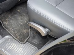 2019款 3.0L 自动尊贵版