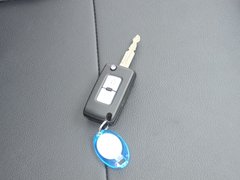 2019款 3.0L 自动尊贵版
