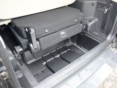 2019款 3.0L 自动尊贵版