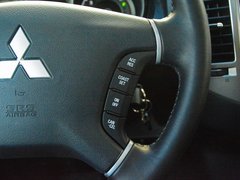 2019款 3.0L 自动尊贵版