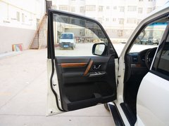 2019款 3.0L 自动尊贵版