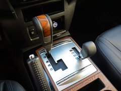 2019款 3.0L 自动尊贵版