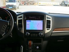 2019款 3.0L 自动尊贵版