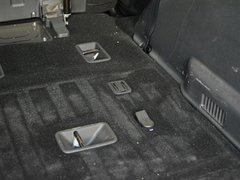 2019款 3.0L 自动尊贵版