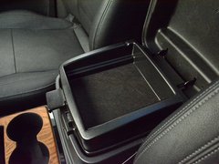 2019款 3.0L 自动尊贵版