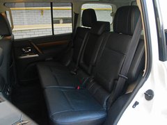 2019款 3.0L 自动尊贵版