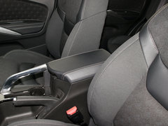 2019款 160 手动精英型