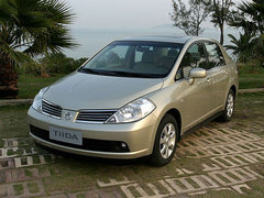 2005款 1.6L 自动 NAVI