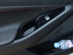 2018款 Redline 530T 自动耀享版(5+2款)