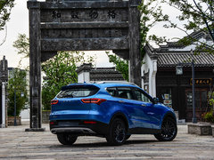 2018款 1.5T 自动尊行版