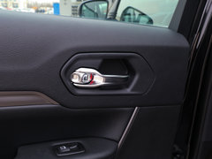 2018款 2.0T 两驱进享版 国V