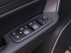 2018款 2.0T 两驱进享版 国V