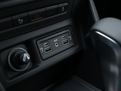2018款 2.0T 两驱进享版 国V