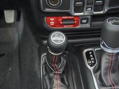 2018款 2.0T Rubicon 四门版