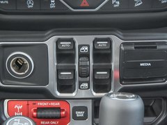 2018款 2.0T Rubicon 四门版