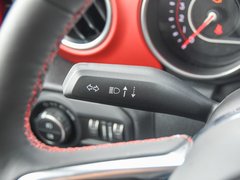2018款 2.0T Rubicon 四门版