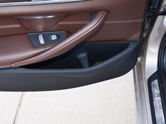 2019款 530Li 领先型 豪华套装