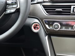 2018款 锐·混动 2.0L 锐尊版 国V