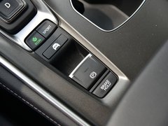 2018款 锐·混动 2.0L 锐尊版 国V