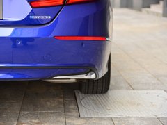 2018款 锐·混动 2.0L 锐尊版 国V