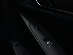 2018款 锐·混动 2.0L 锐尊版 国V