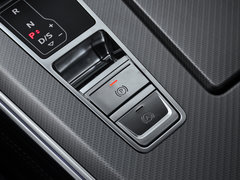 2019款 55 TFSI quattro 动感型