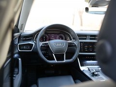 奥迪A7 2019款 55 TFSI quattro 动感型