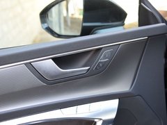 2019款 55 TFSI quattro 动感型
