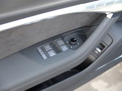 2019款 55 TFSI quattro 动感型