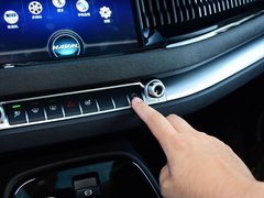2018款 蓝标 1.5T 双离合智尚型